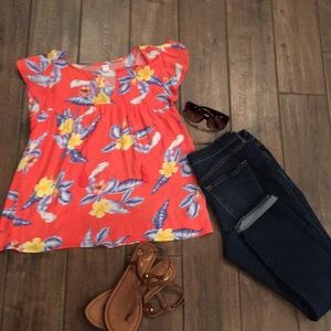 Old navy flutter sleeve shirt size small